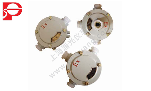 Explosion-proof junction box