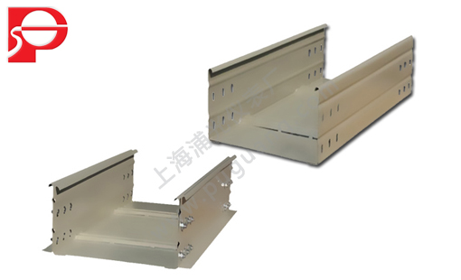 Groove large span cable tray